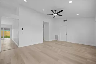 5082 Dalewood Ln, Lake Worth, FL 33467 - Photo 9