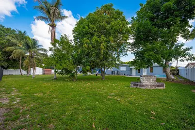 3400 NW 39th Street, Lauderdale Lakes, FL 33309 - Photo 39
