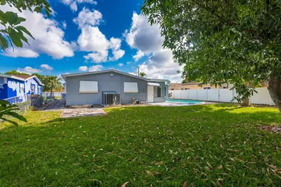 3400 NW 39th Street, Lauderdale Lakes, FL 33309 - Photo 37