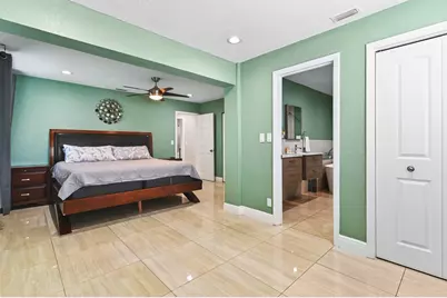 124 Davis Road, Palm Springs, FL 33461 - Photo 23