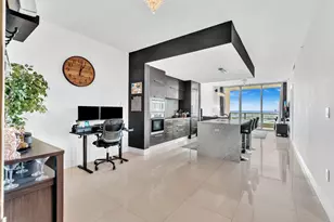 900 Biscayne Blvd, Miami, FL 33132 - Photo 7