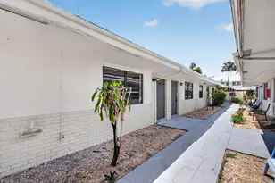 2500 SW 18th Terrace, Fort Lauderdale, FL 33315 - Photo 3