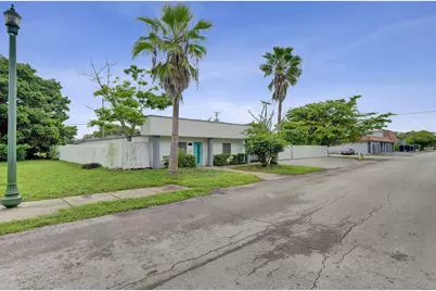 3301 N Dixie Highway, Oakland Park, FL 33334 - Photo 13