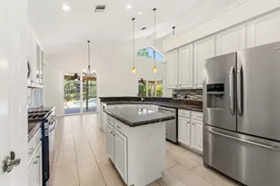 3070 SW Captiva Ct, Palm City, FL 34990 - Photo 15