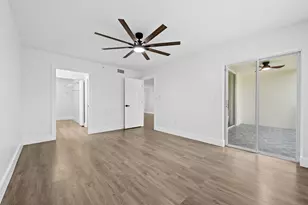 4734 E Lucerne Lakes Blvd E, Lake Worth, FL 33467 - Photo 5