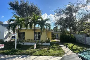 214 S Palmway, Lake Worth Beach, FL 33460 - Photo 1
