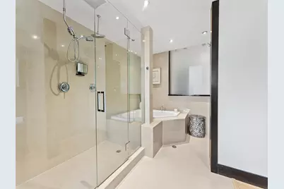 76 Isle Of Venice Drive #G, Fort Lauderdale, FL 33301 - Photo 31