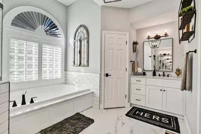 16287 Mariposa Circle S, Pembroke Pines, FL 33331 - Photo 7
