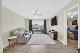 480 NW 20th St, Boca Raton, FL 33431 - Photo 5