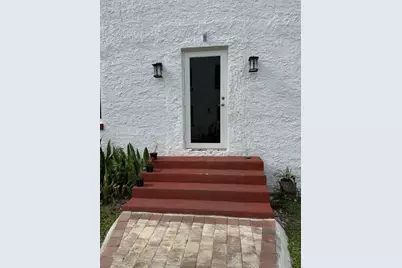 817 Tyler Street #8, Hollywood, FL 33019 - Photo 5