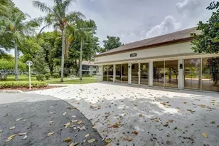 606 Gardens Dr, Pompano Beach, FL 33069 - Photo 19