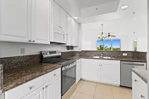 27 Royal Palm Way, Boca Raton, FL 33432 - Photo 11