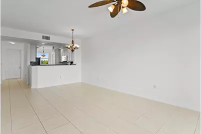 27 Royal Palm Way #503, Boca Raton, FL 33432 - Photo 3