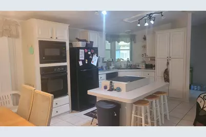356 Tropical Isles Circle #H-15, Fort Pierce, FL 34982 - Photo 3