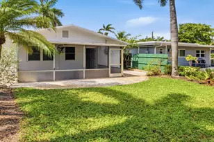 735 NE 34th Ct, Oakland Park, FL 33334 - Photo 11