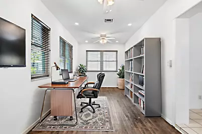 735 NE 34th Court, Oakland Park, FL 33334 - Photo 5