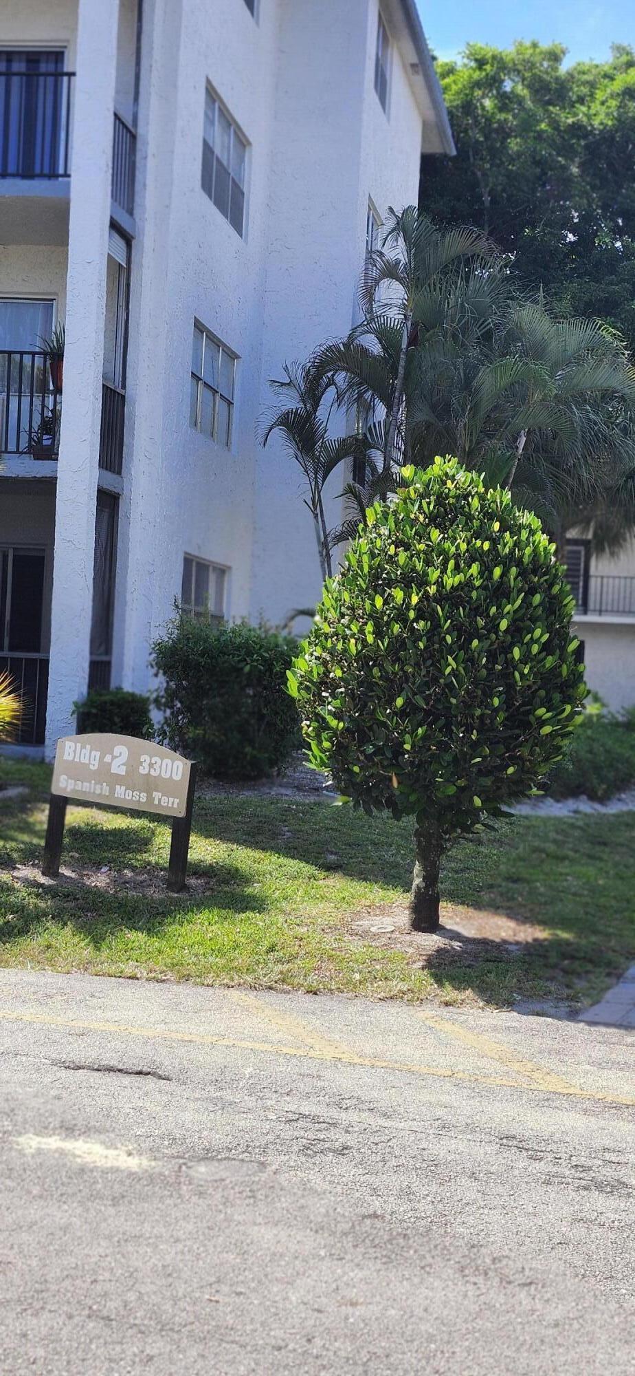3300 Spanish Moss Terrace #402 - 3300 Spanish Moss Terrace #402, Lauderhill, FL 33319 Luxury Property | Jose Angel Pina