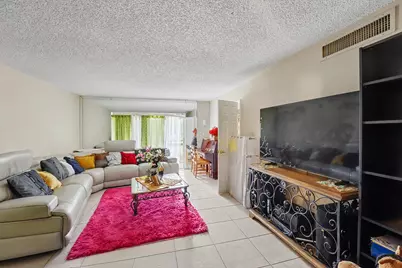 6061 N Falls Cir #110, Lauderhill, FL 33319 - Photo 7