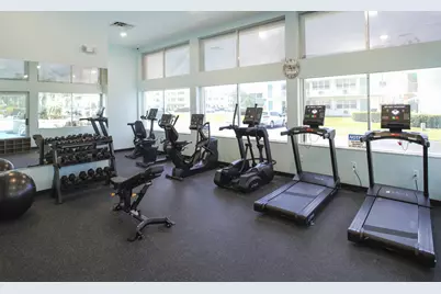 320 W Horizons W #210, Boynton Beach, FL 33435 - Photo 35