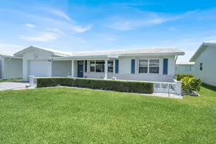 714 SW 16th St, Boynton Beach, FL 33426 - Photo 3