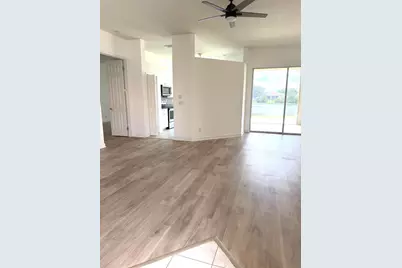 702 SW Aruba, Port Saint Lucie, FL 34986 - Photo 3
