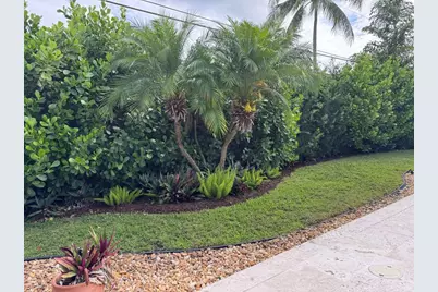 2701 NE 27th Court, Fort Lauderdale, FL 33306 - Photo 17