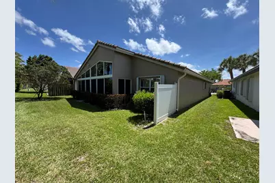 6693 Sun River Road, Boynton Beach, FL 33437 - Photo 3