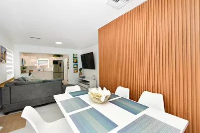 813 SW 3rd Court, Delray Beach, FL 33444 - Photo 11