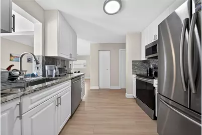 8950 NW 13th Street, Plantation, FL 33322 - Photo 15