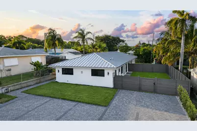303 De Carie Street, Delray Beach, FL 33444 - Photo 1