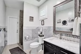 12360 NW 18th St, Plantation, FL 33323 - Photo 23