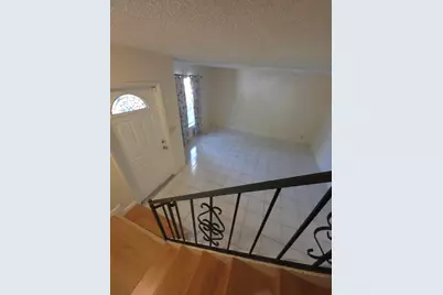 [Address not provided], Hallandale Beach, FL 33009 - Photo 3