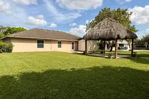 147 Sunflower Cir, Royal Palm Beach, FL 33411 - Photo 31