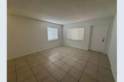 515 S Sequoia Drive #111, West Palm Beach, FL 33409 - Photo 9