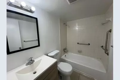 515 S Sequoia Drive #111, West Palm Beach, FL 33409 - Photo 3