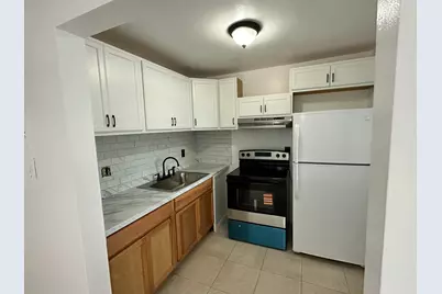 555 Purdy Lane #306, Palm Springs, FL 33461 - Photo 7