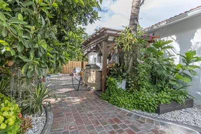 1561 NW 168th Avenue, Pembroke Pines, FL 33028 - Photo 53