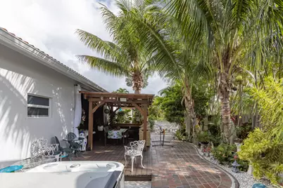 1561 NW 168th Avenue, Pembroke Pines, FL 33028 - Photo 51