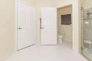 1561 NW 168th Ave, Pembroke Pines, FL 33028 - Photo 45