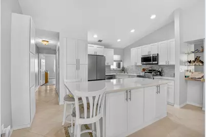 15349 Lake Wisteria Road, Delray Beach, FL 33484 - Photo 7