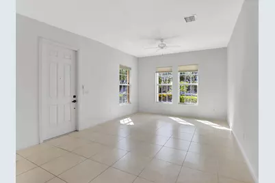 838 NW 83rd Lane, Boca Raton, FL 33487 - Photo 11
