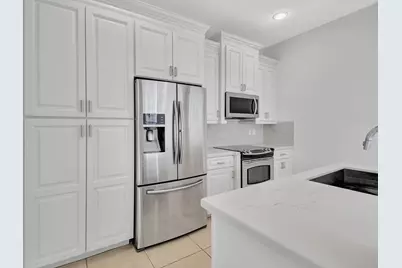 838 NW 83rd Lane, Boca Raton, FL 33487 - Photo 15