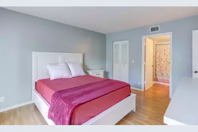 1010 Green Pine Boulevard #E1, West Palm Beach, FL 33409 - Photo 11