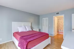 1010 Green Pine Blvd, West Palm Beach, FL 33409 - Photo 11
