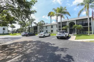 1010 Green Pine Blvd, West Palm Beach, FL 33409 - Photo 3
