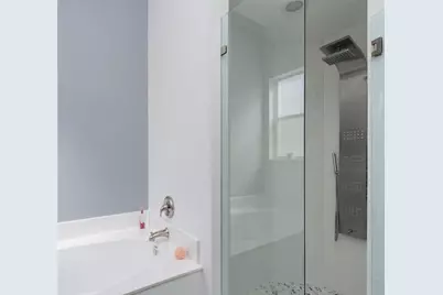 14272 NW 18th Court, Pembroke Pines, FL 33028 - Photo 13