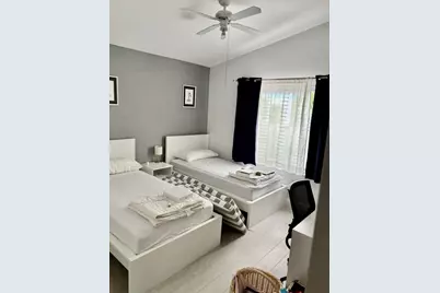 14272 NW 18th Court, Pembroke Pines, FL 33028 - Photo 27