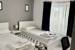 14272 NW 18th Ct, Pembroke Pines, FL 33028 - Photo 29