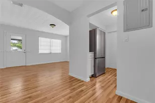 6340 Dawson St, Hollywood, FL 33023 - Photo 9