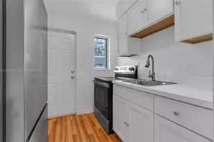 6340 Dawson St, Hollywood, FL 33023 - Photo 11